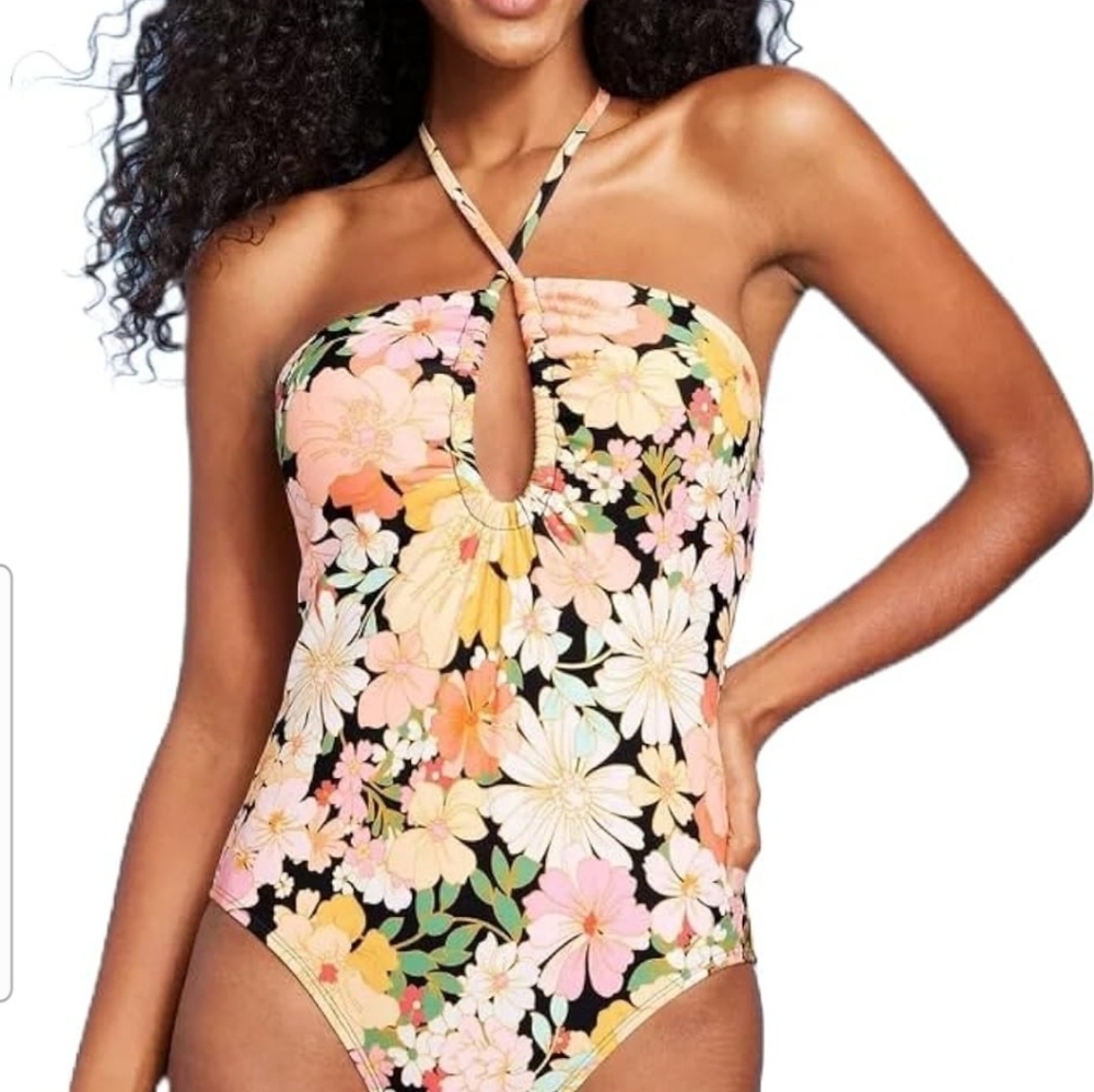 Women's Halter Keyhole Bandeau One Piece Swimsuit